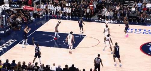 Hỏa lực đầy đủ! Harden tung cú ba điểm khác và Clippers tung ra đòn tấn công cao trào 22-6